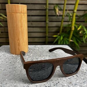 4EST | Brown Eco friendly Bamboo Wood Frame Sunglasses with Dark Lenses